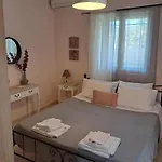 Lia's Cozy House * Apolpaina