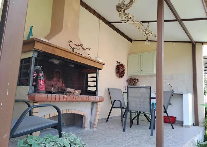 Casa de Férias Lia's Cozy House Apolpaina