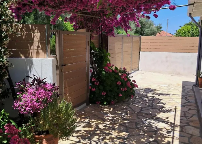 Lia's Cozy House Apolpaina